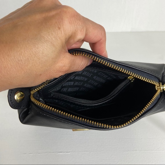 Steve Madden Black Wristlet Clutch - Picture 7 of 8
